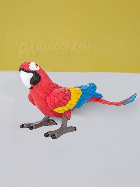 Toy model red macaw plastic 10cm